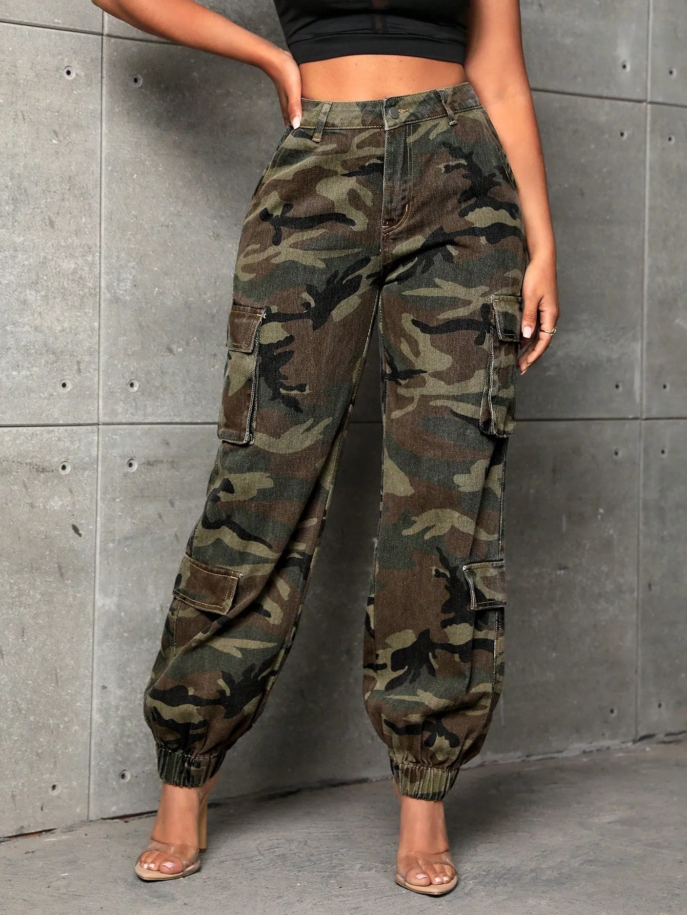 Camo Jogger Cargo Pants