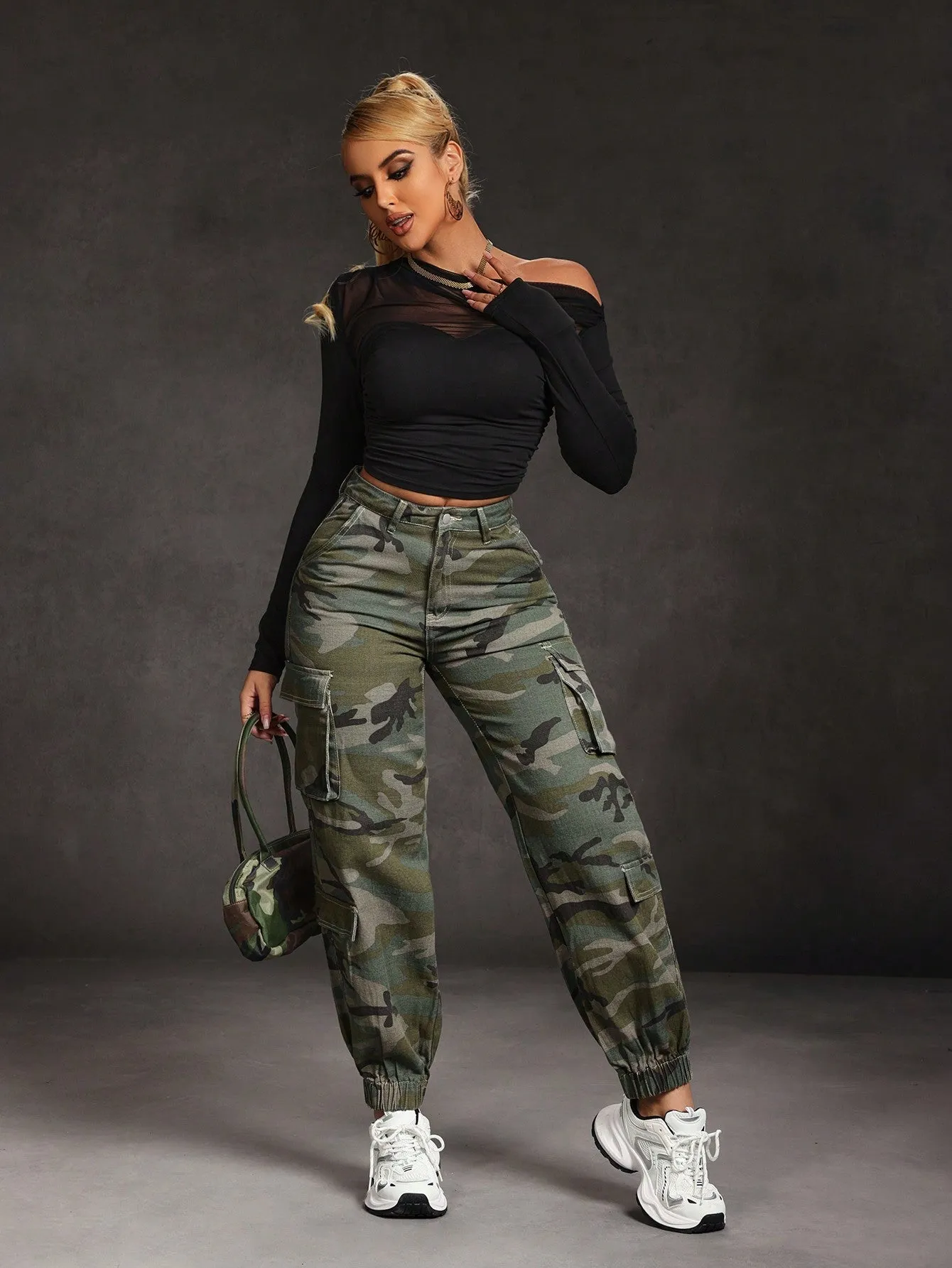 Camo Jogger Cargo Pants