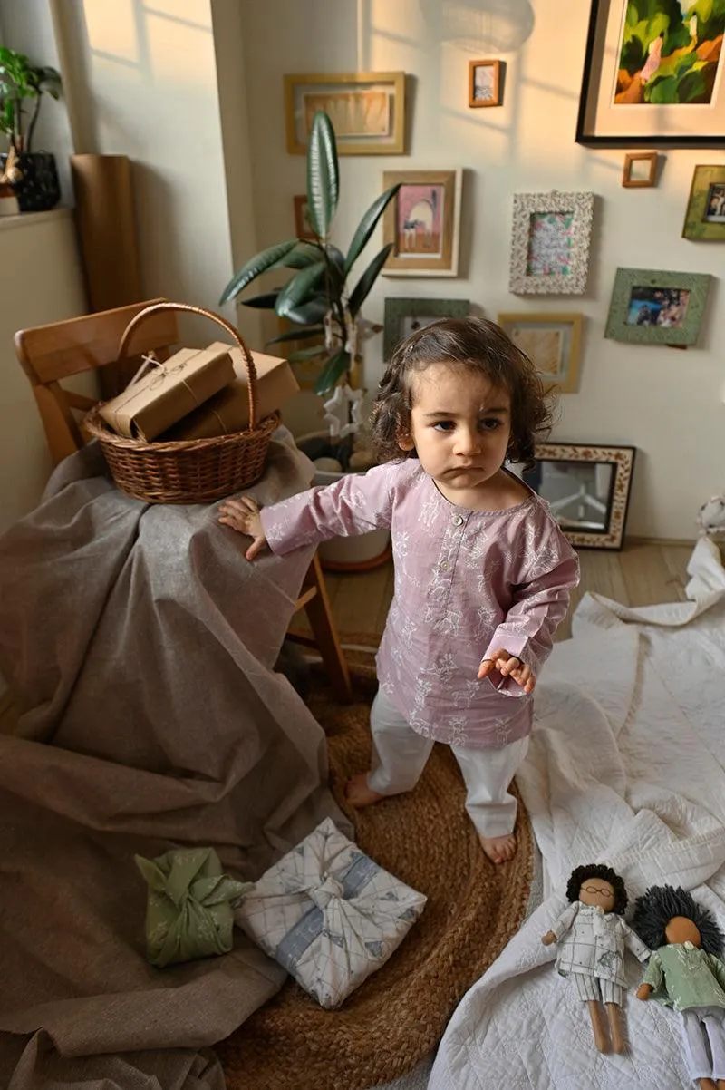 ‘I want to be like grandpa’ kurta pajama set in lilac reindeers hand block print