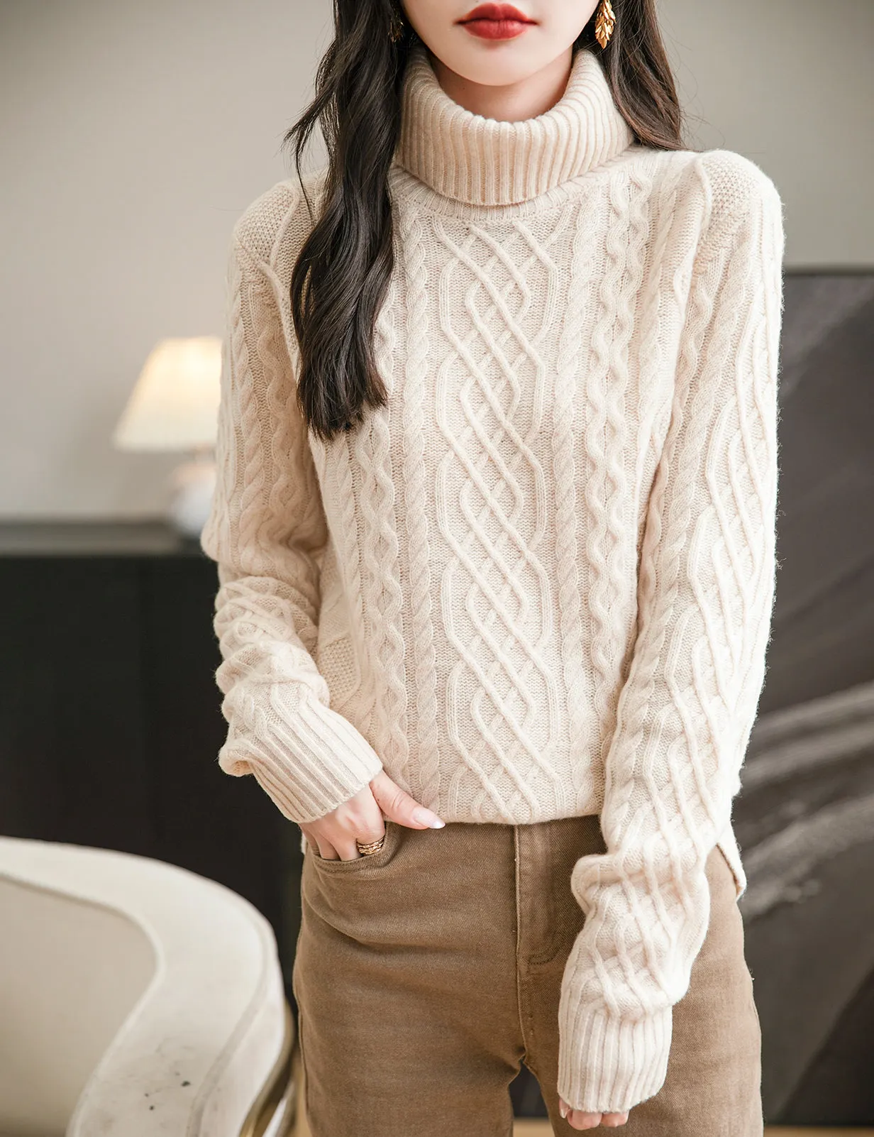 Jill Woman Long Sleeve Sweater