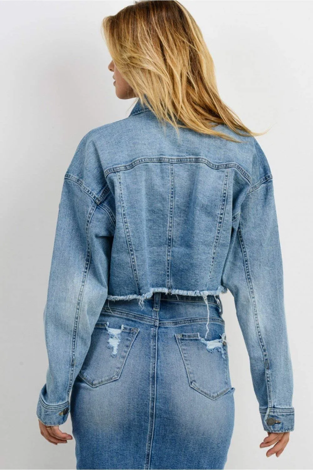 Khanomak Women's Long Sleeve Oversized Cropped Denim Jacket