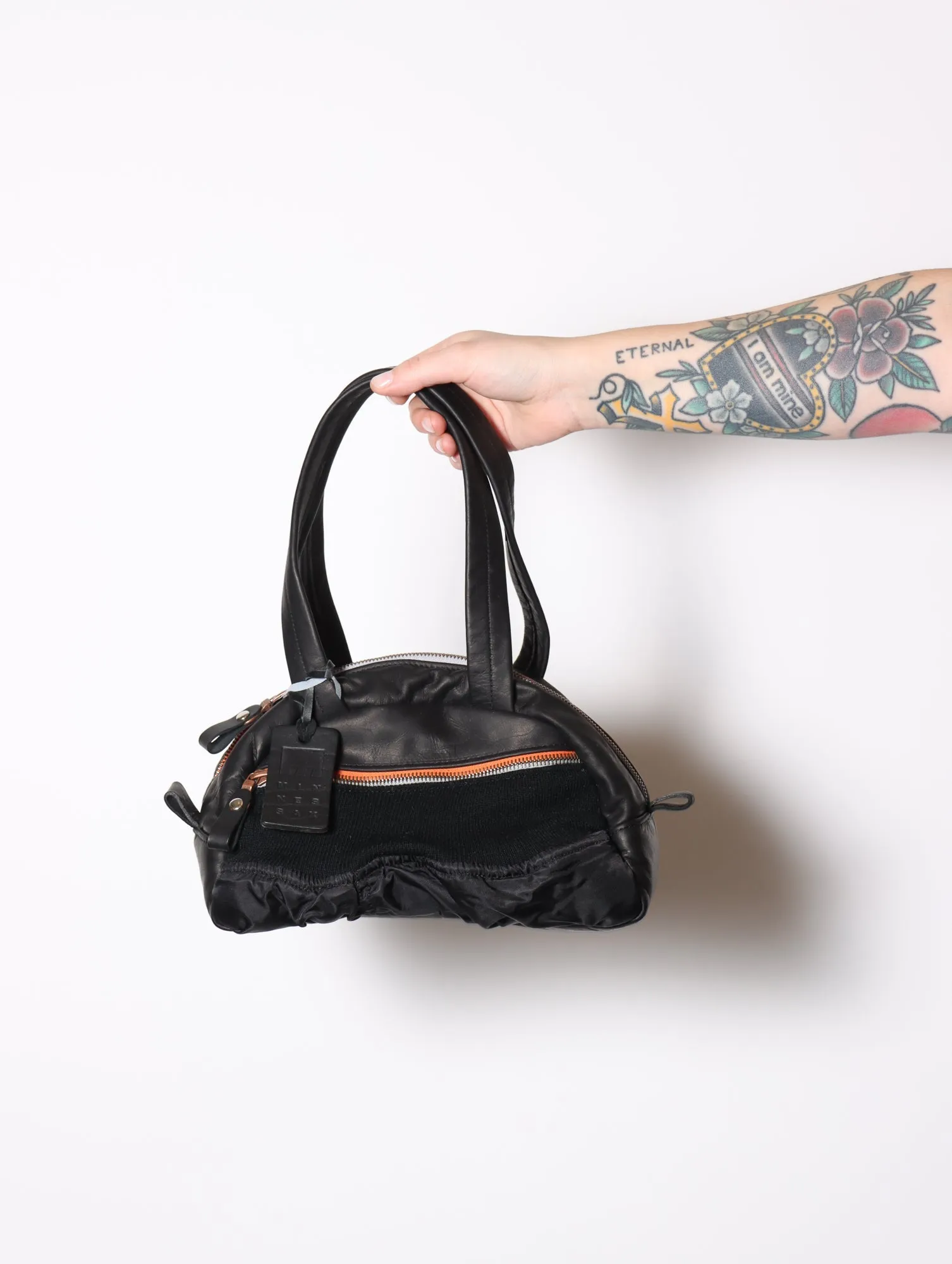 Mini Traveler Bag in Black by Minnessak