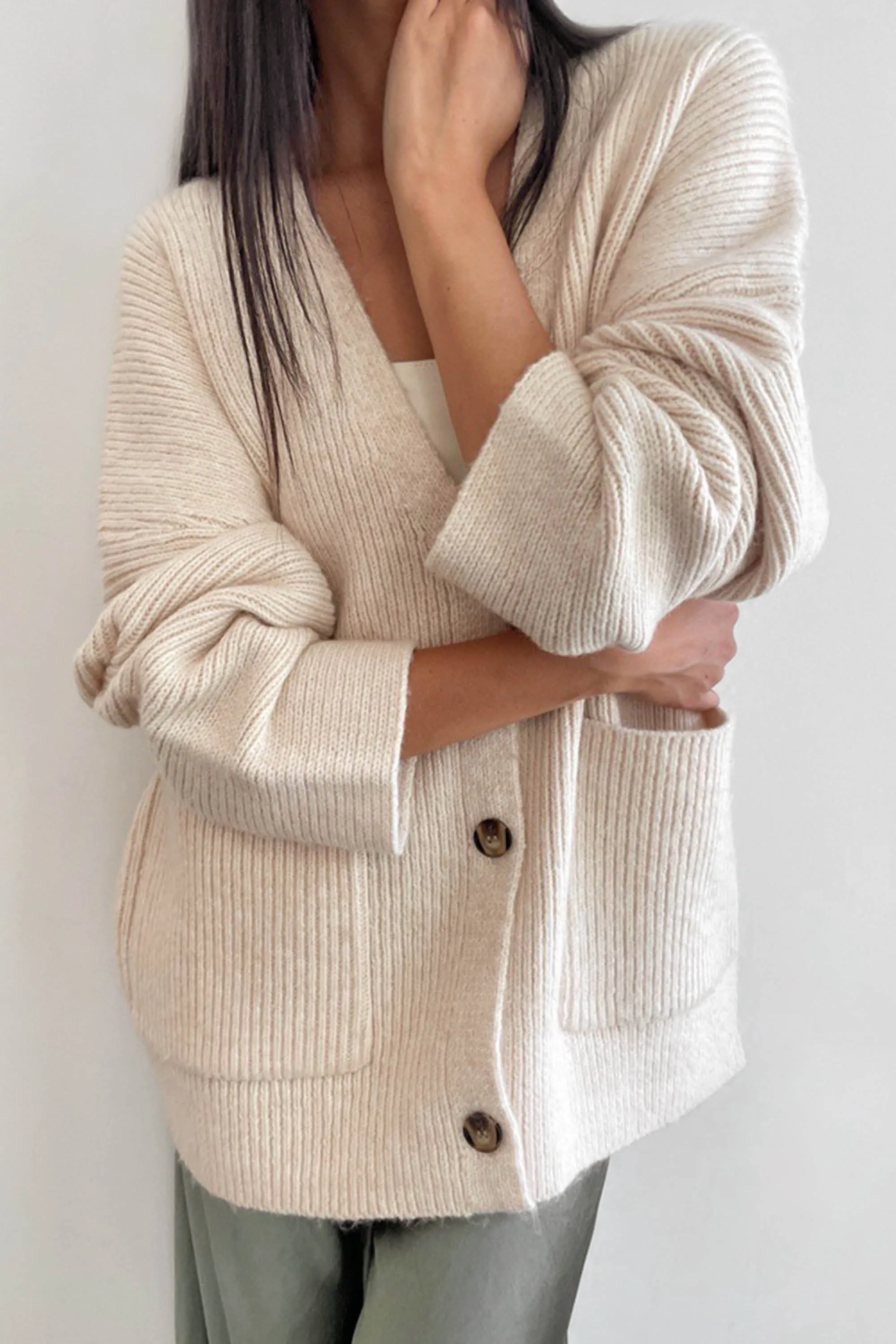 RELAXED FIT CARDIGAN